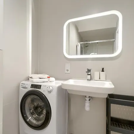 Apartment 6000 Stare Bulwary No 1 *